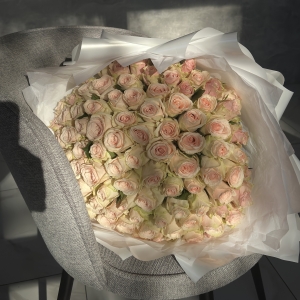 Букет из роз Амур: нежность в каждом лепестке buket-iz-roz-amur:-nezhnosty-v-kazhdom-lepestke