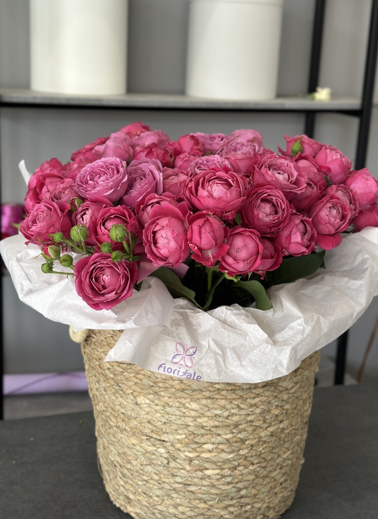 Букет в корзине Модерн: свежая гармония buket-v-korzine-modern:-svezhaya-garmoniya