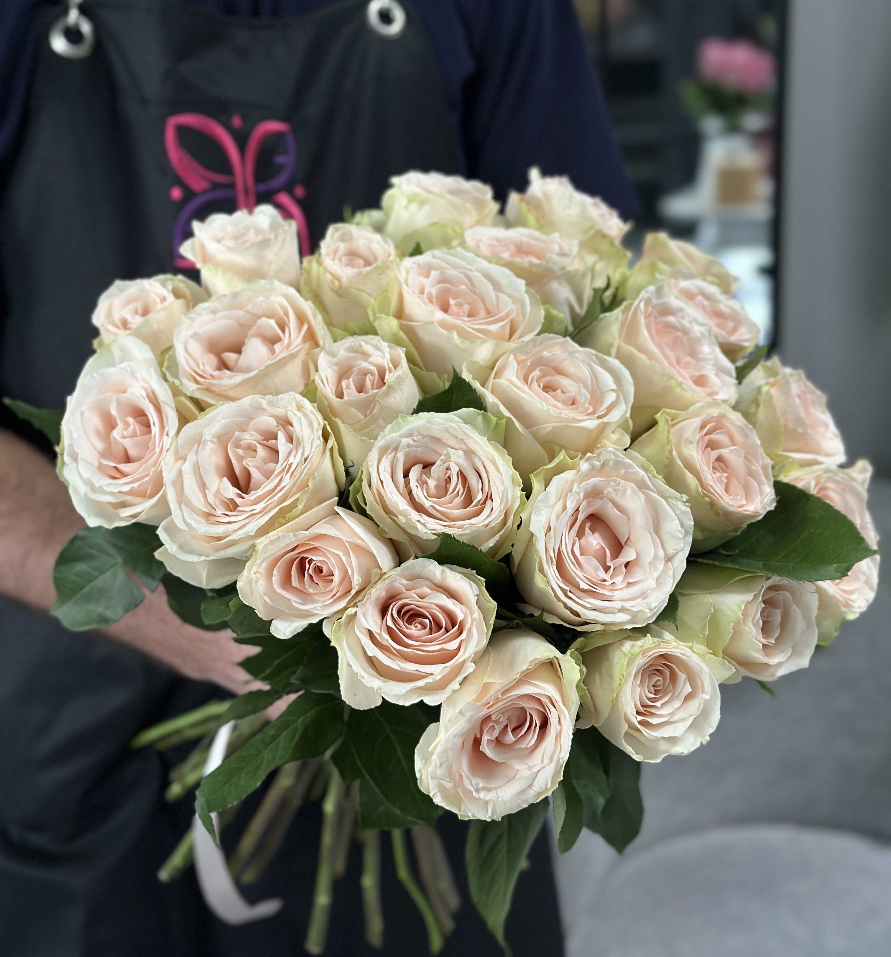 Букет роз Ажур: больше, чем просто цветы buket-roz-azhur:-bolyshe,-chem-prosto-tsvety